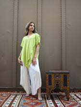 Load image into Gallery viewer, Short Sleeve Scoop Neck Top