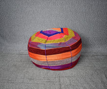 Load image into Gallery viewer, Pouff