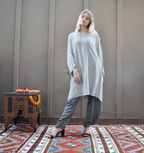 Load image into Gallery viewer, Casablanca Top