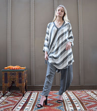 Load image into Gallery viewer, Swing Top